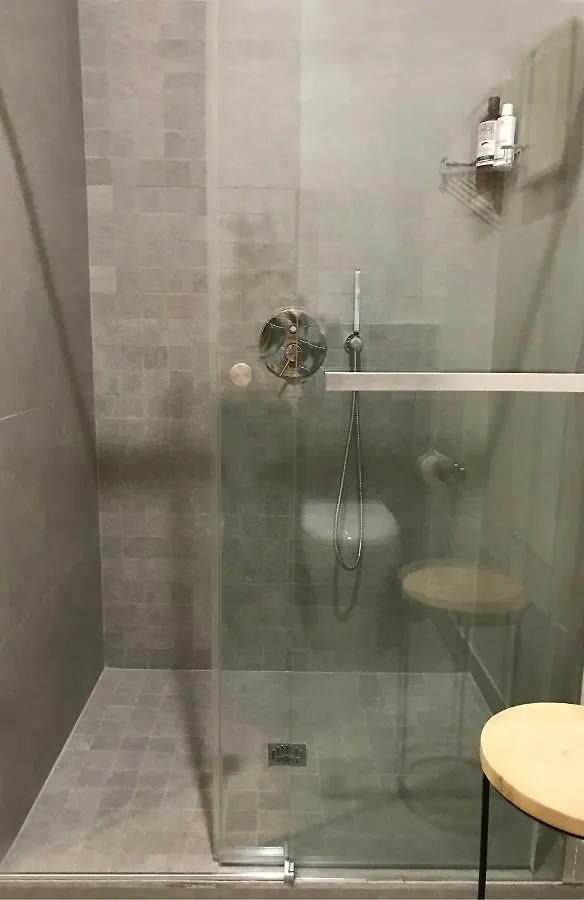 T-Home / Stylish Apartment Palermo Center Italy